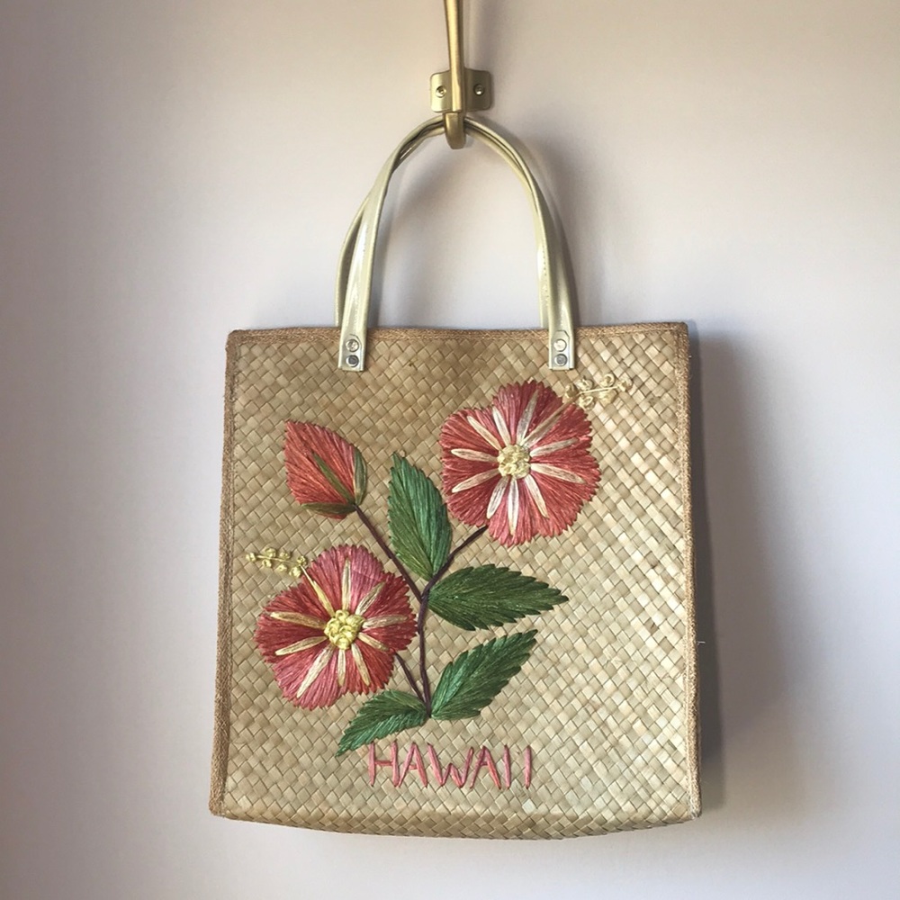 Vintage Hawaiian Lauhala Woven Tote | Straw Floral Souvenir Bag Hawaii - Picture 2 of 13